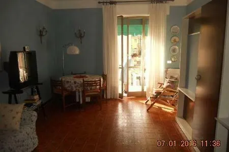 Silenziosa Comoda Grande Casa Alassio
